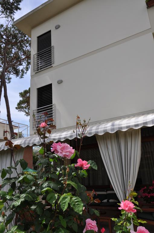 Hotel Etruria Forte dei Marmi Buitenkant foto