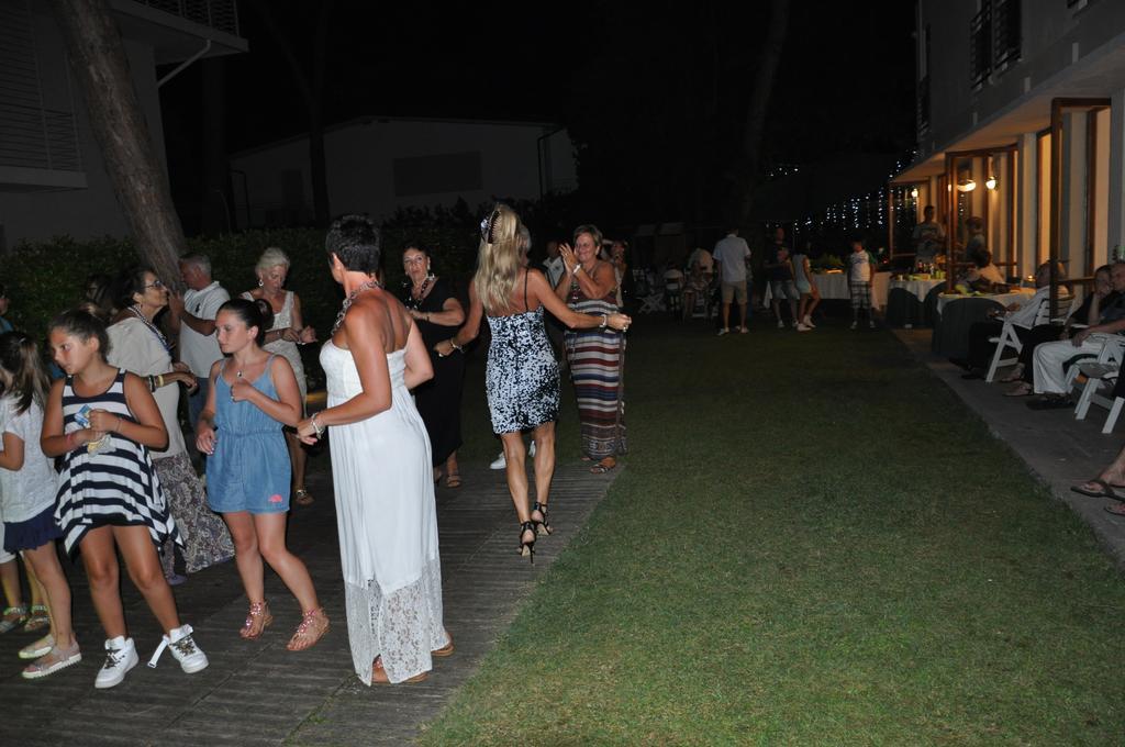 Hotel Etruria Forte dei Marmi Buitenkant foto